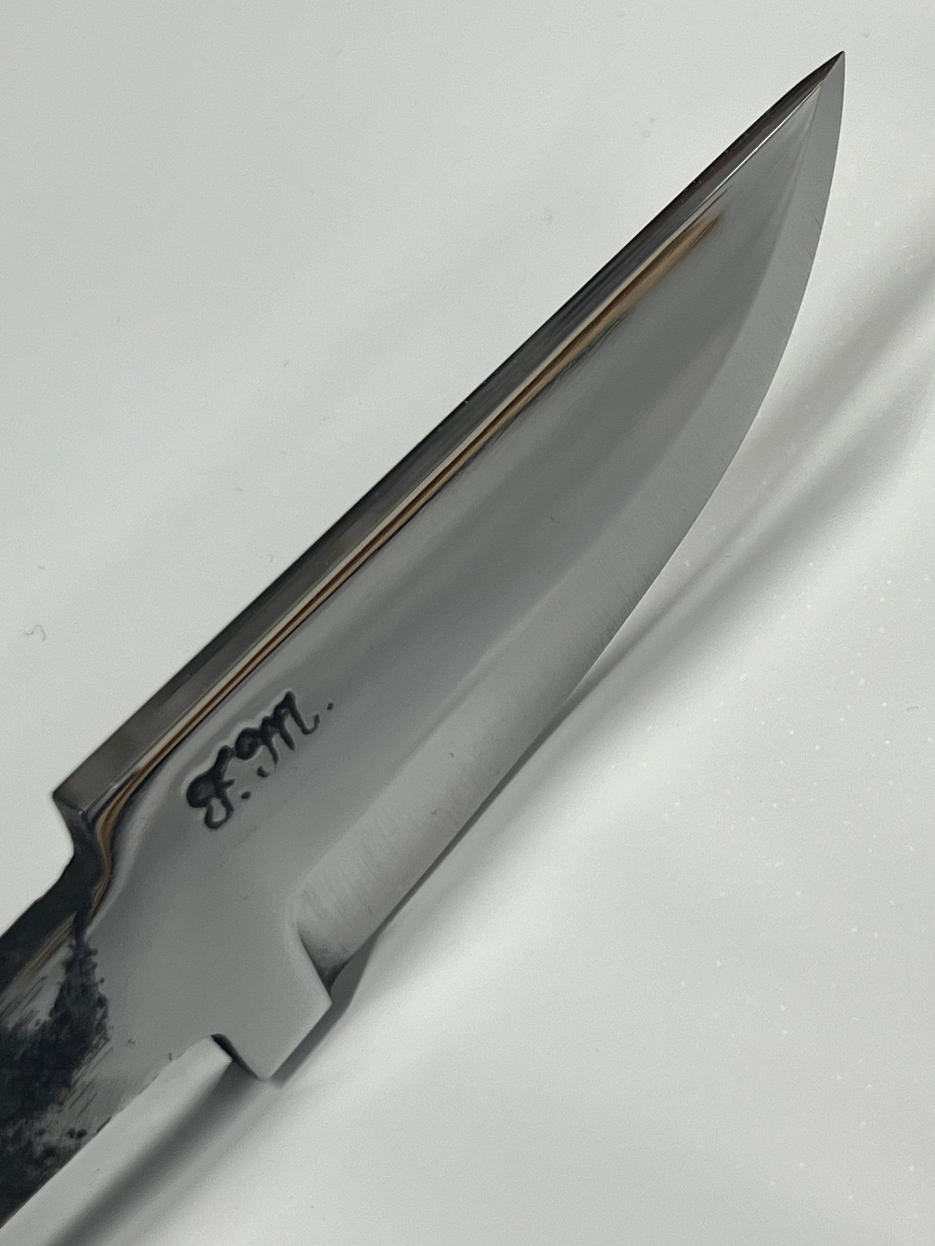 Hoja de cuchillo forjada a mano Frode Misund 65 mm