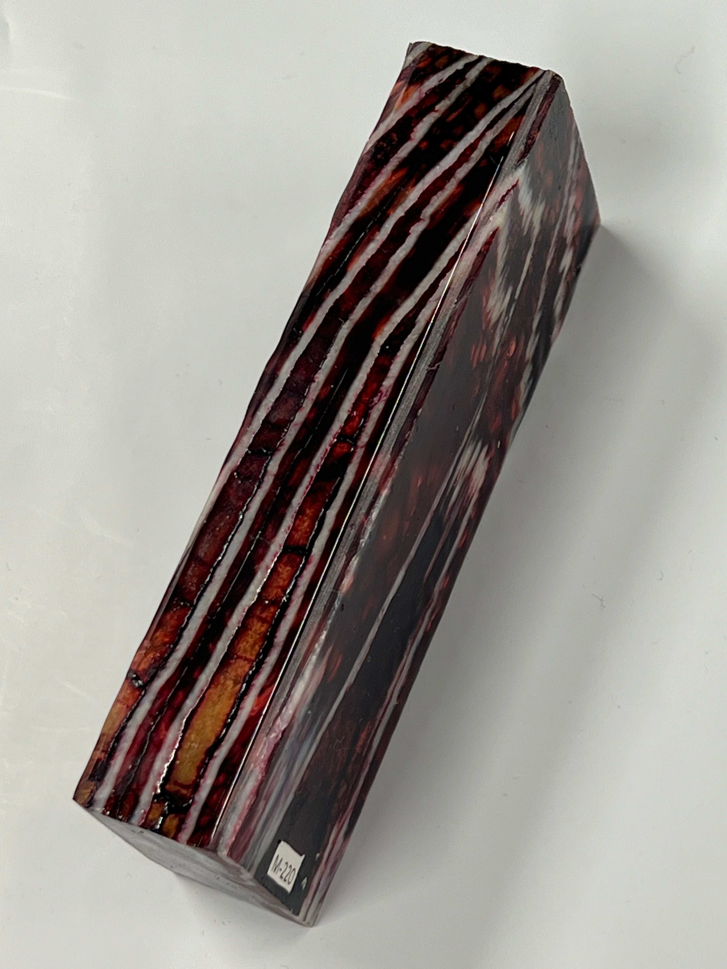 Mango de colmillo de mamut M220 (rojo)