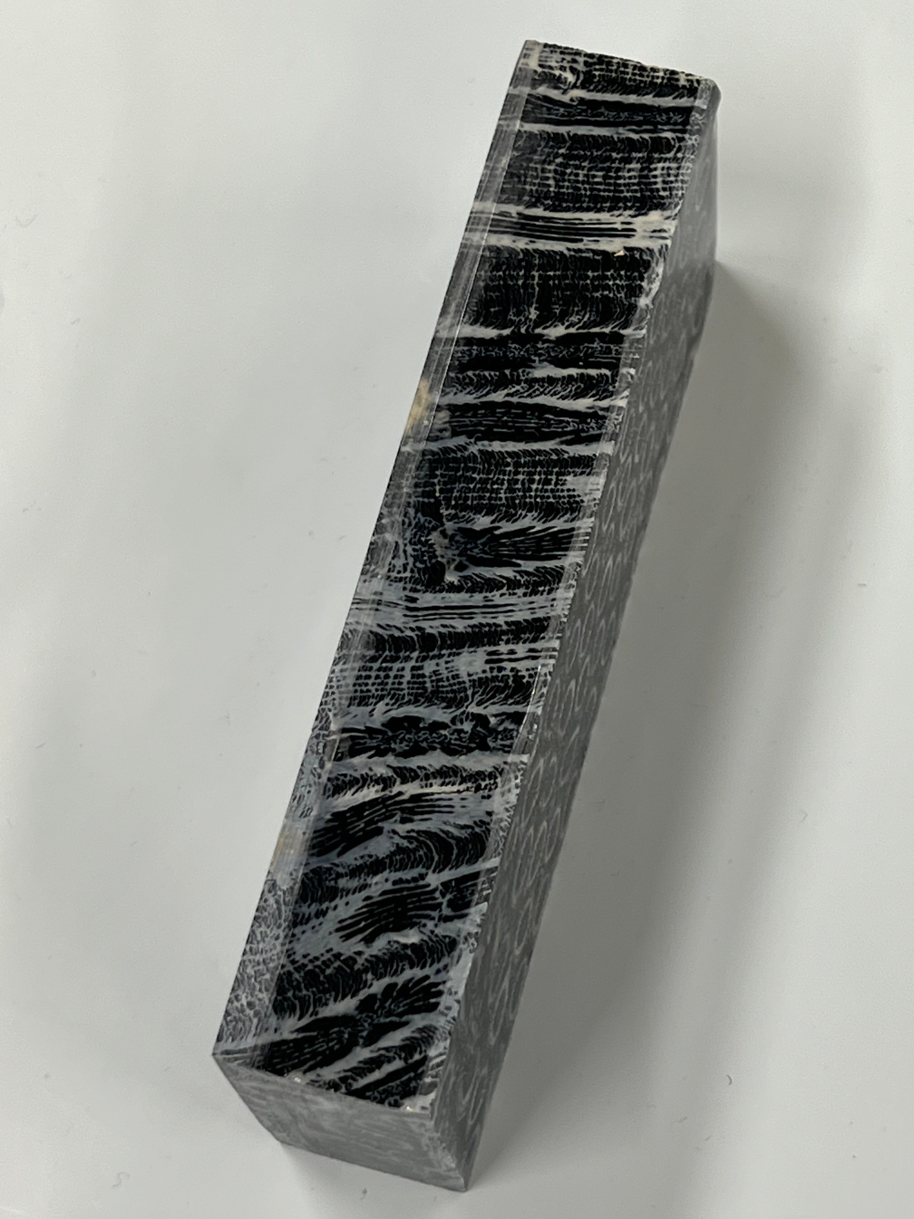 Mango de coral fósil K4 (negro)