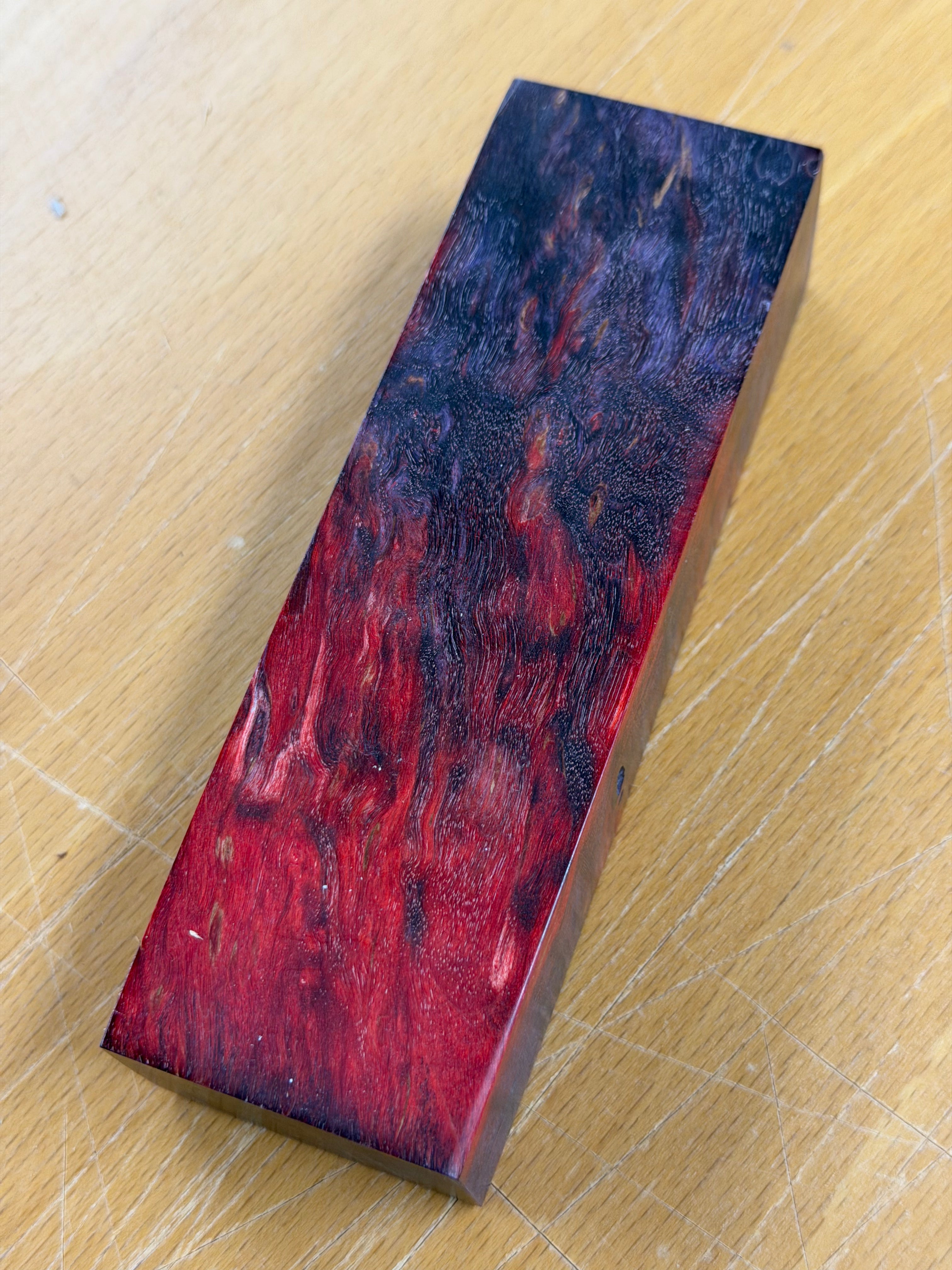 Abedul de Carelia (Masur) Rojo-negro (Estabilizado)