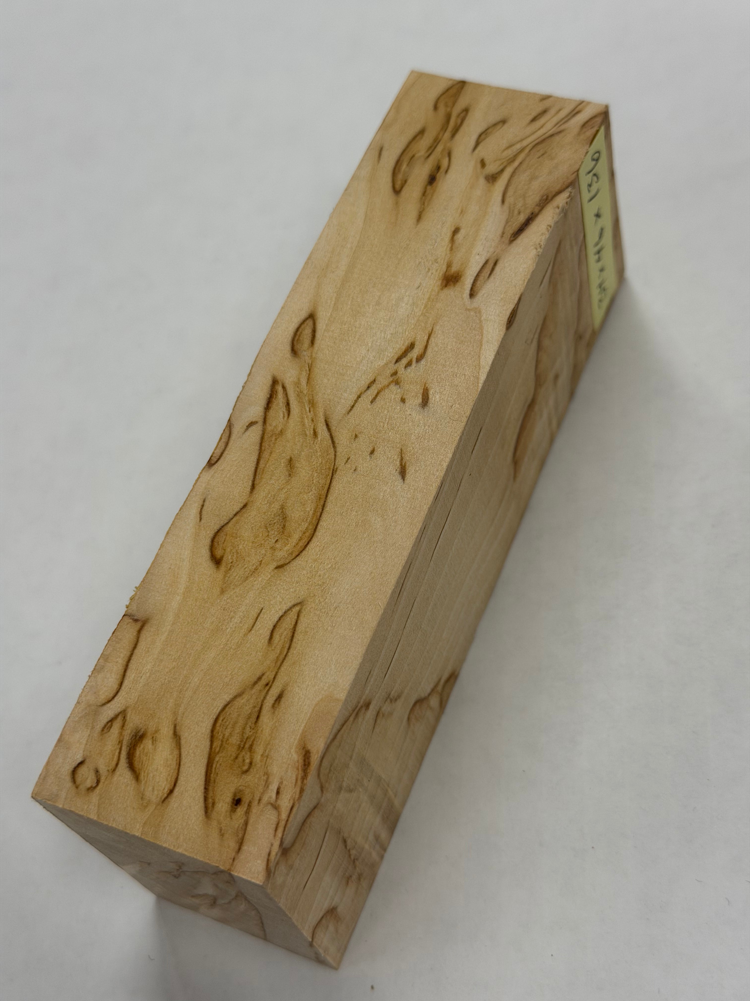 Abedul verrugoso masur VBX-13; 36x46x136mm