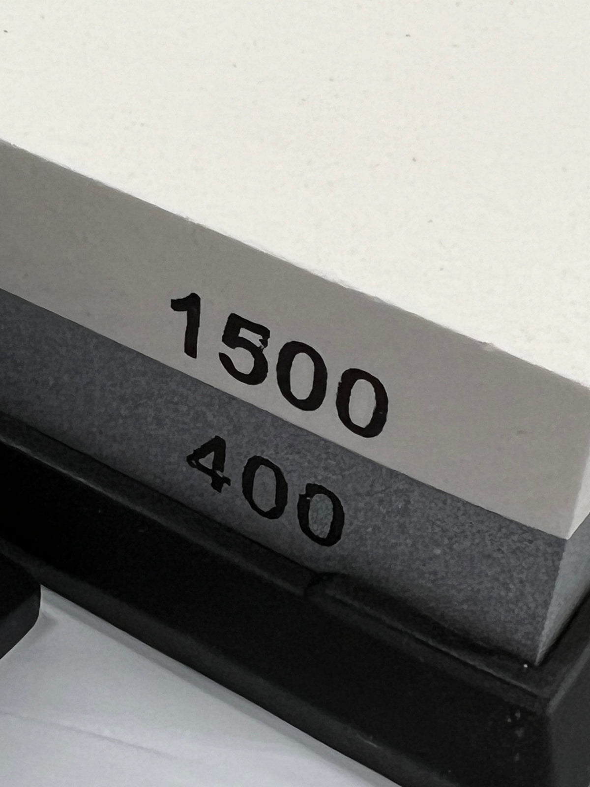 Piedra de afilar japonesa de doble cara con soporte | Elegir grano