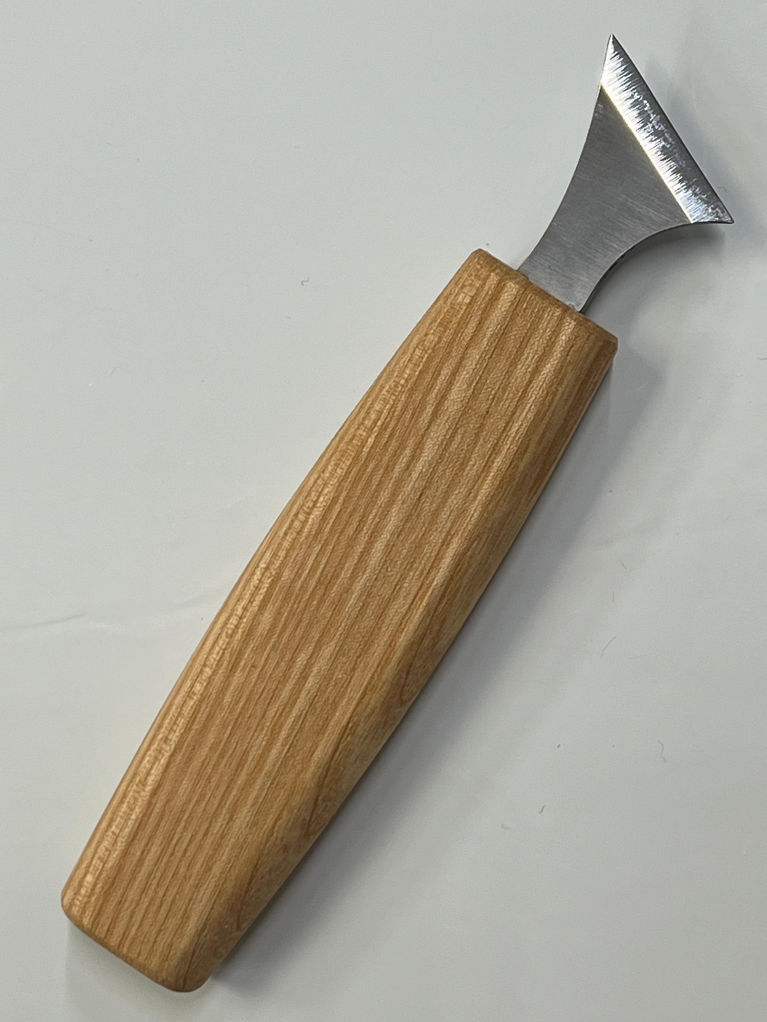 Cuchillo de tallado en madera C10s 30mm