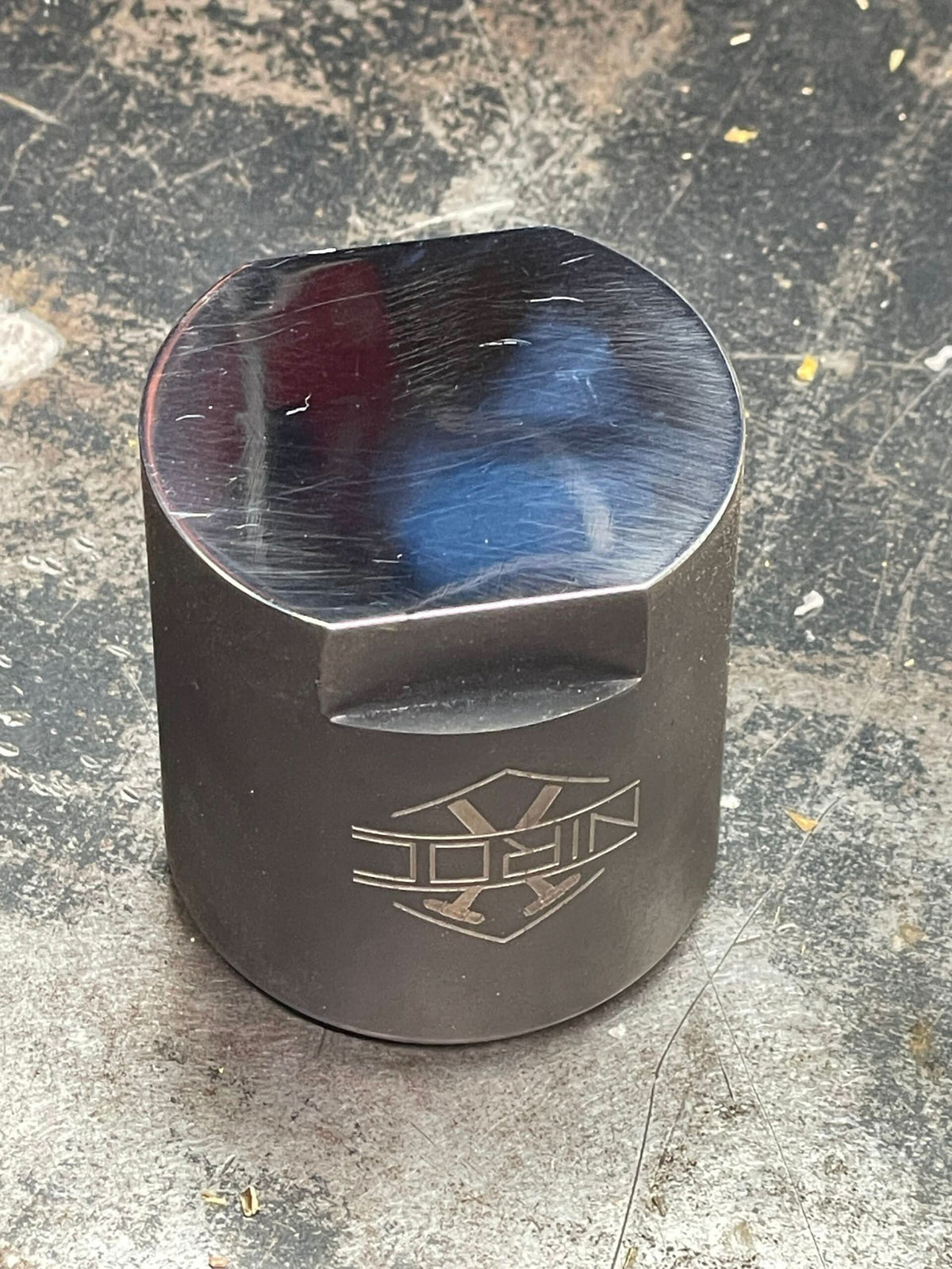 Yunque de banco para mesa y tornillo de banco - NIROC