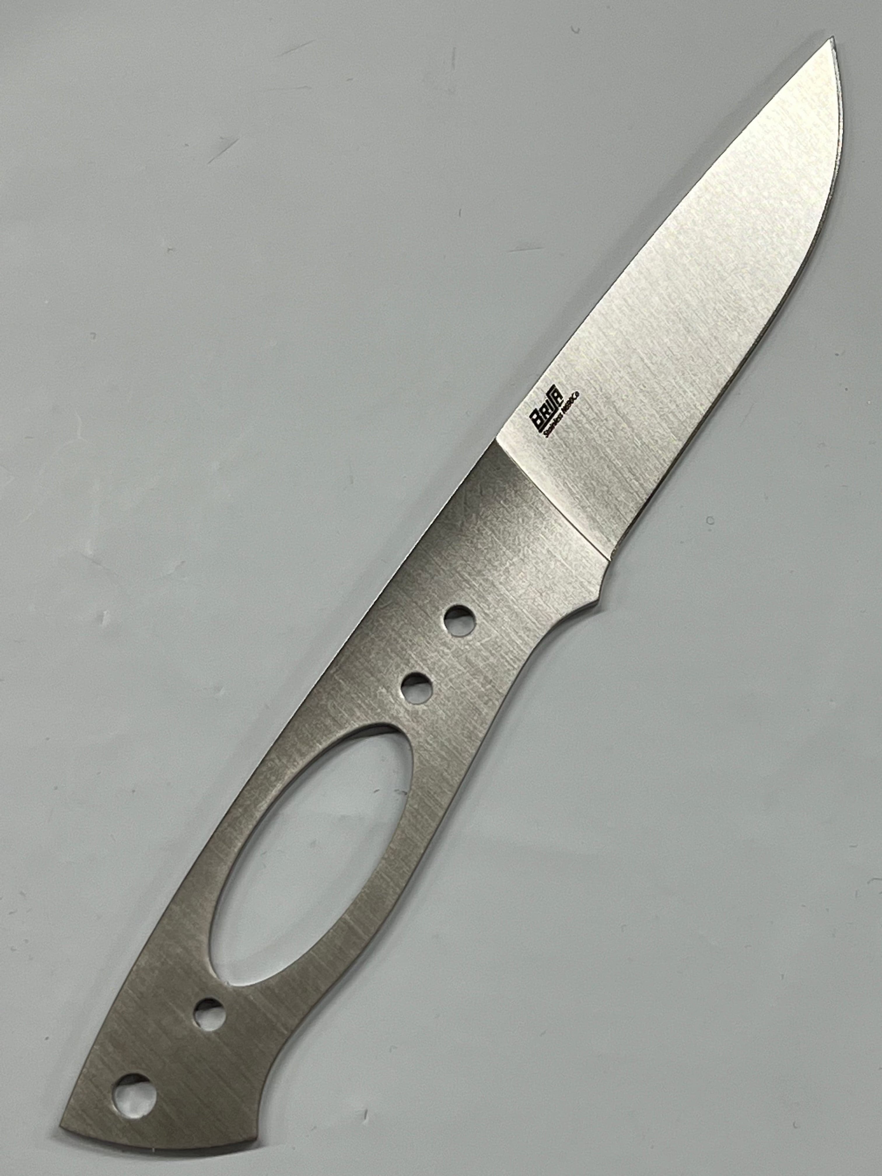 Hoja de cuchillo de acero inoxidable Brisa Trapper 95 Flat N690