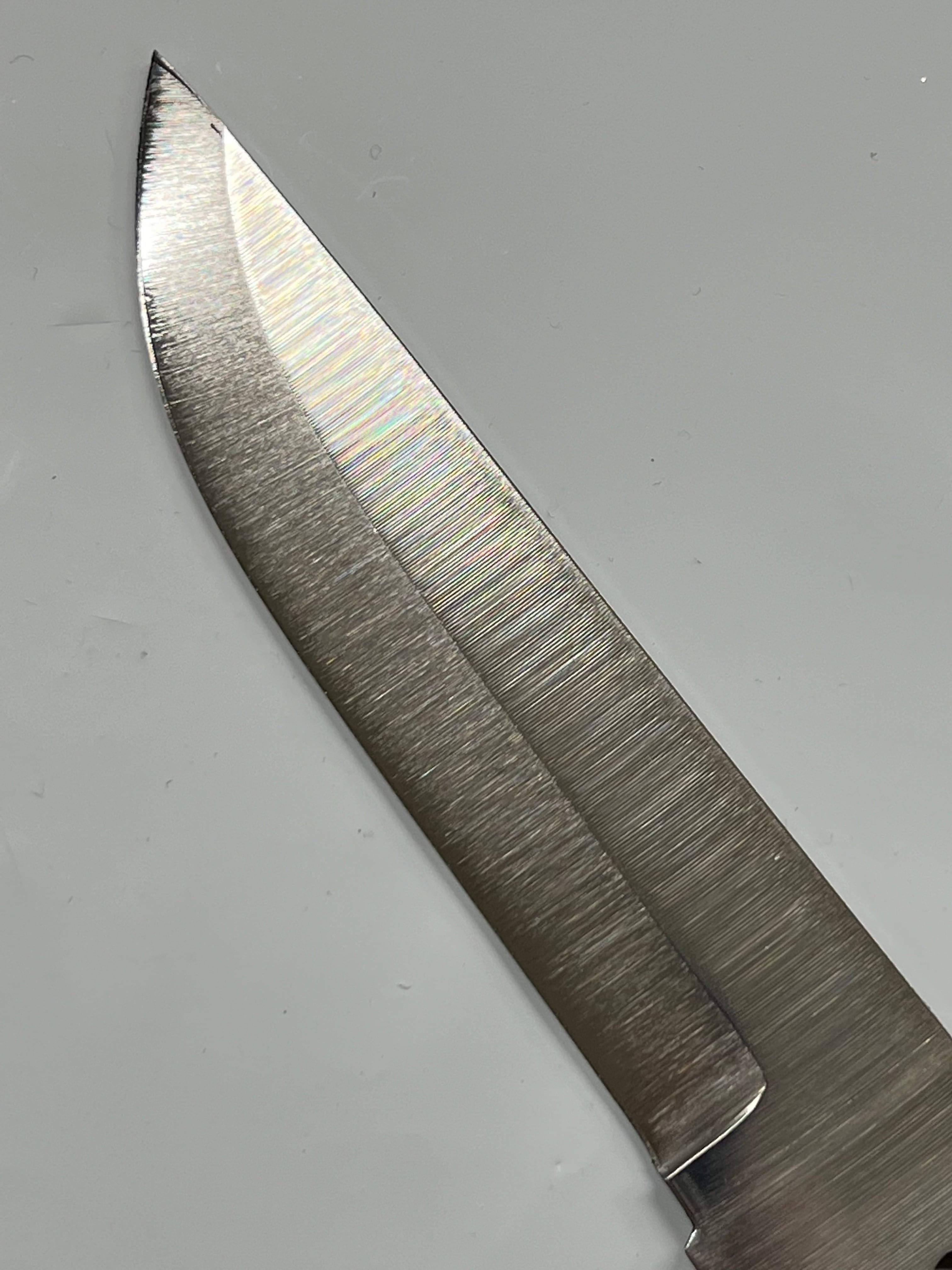 Hoja de cuchillo Brisa Trooper 115 Scandi de acero al carbono 80CrV2