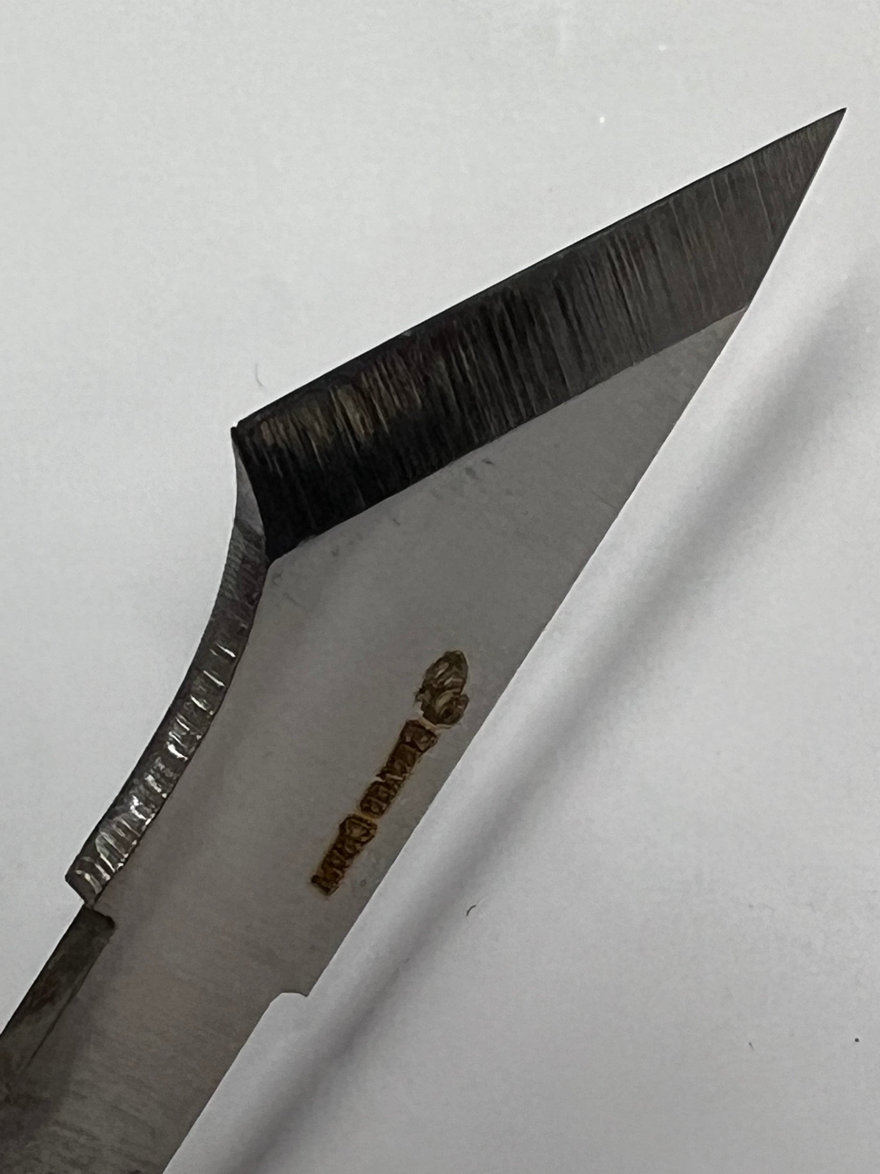 Hoja de cuchillo de tallado en madera BC11S 33 mm