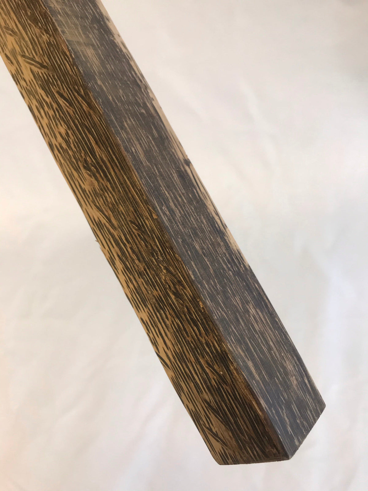 Palma negra, mango de 45 cm