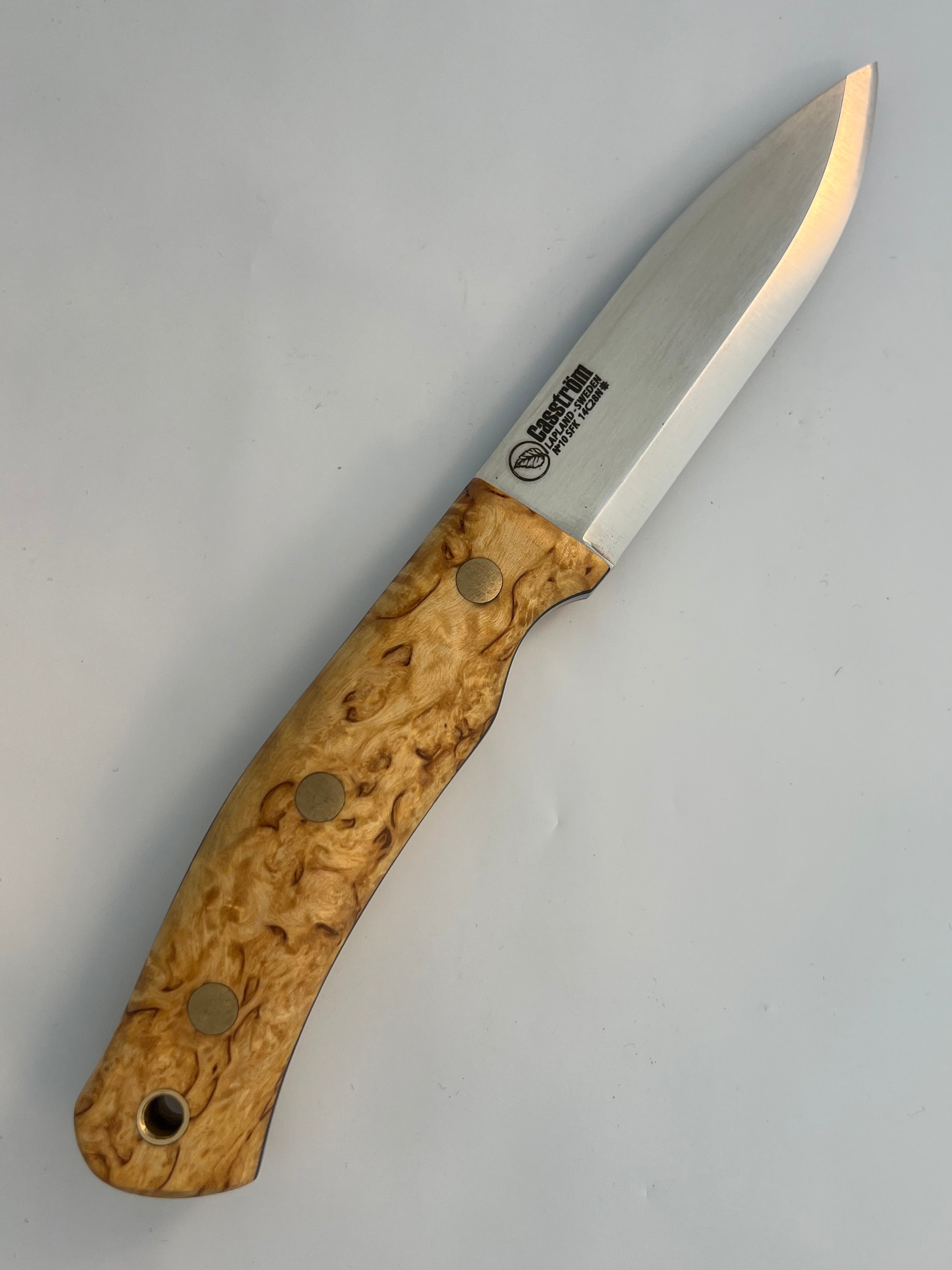Cuchillo Casström No. 10 SFK con funda de cuero y cordón de cuero