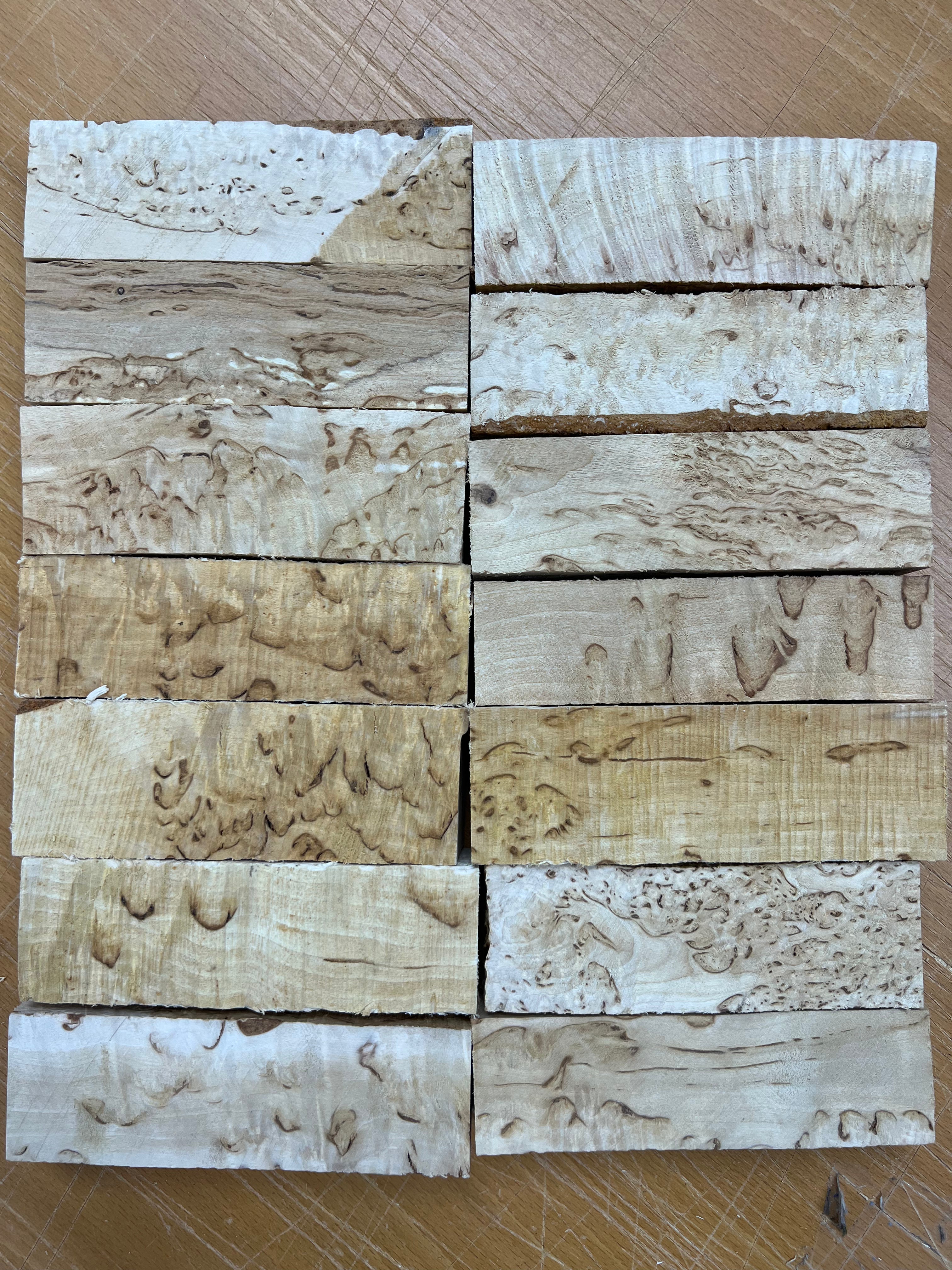 Estándar Natural Abedul veteado Abedul rizado MBS aprox. 30x40x125