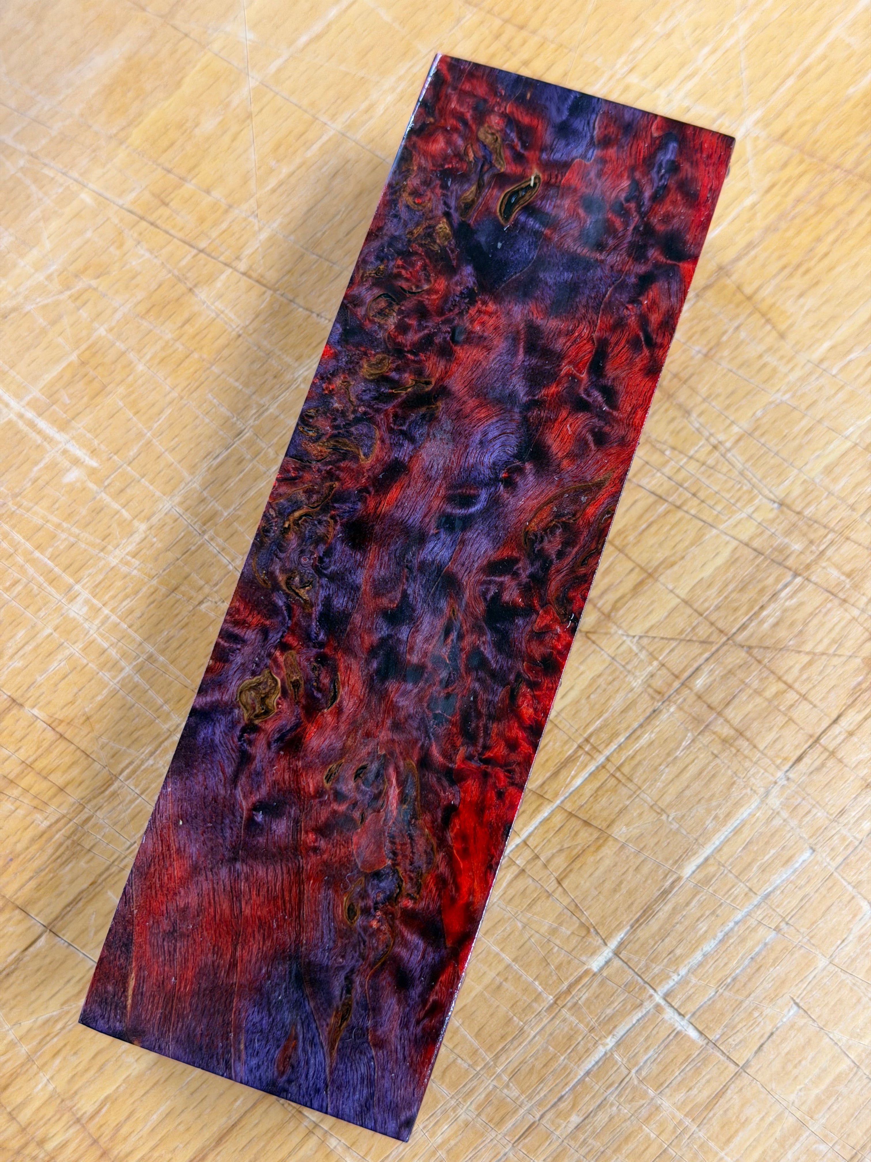 Abedul de Carelia (Masur) Rojo-negro (Estabilizado)
