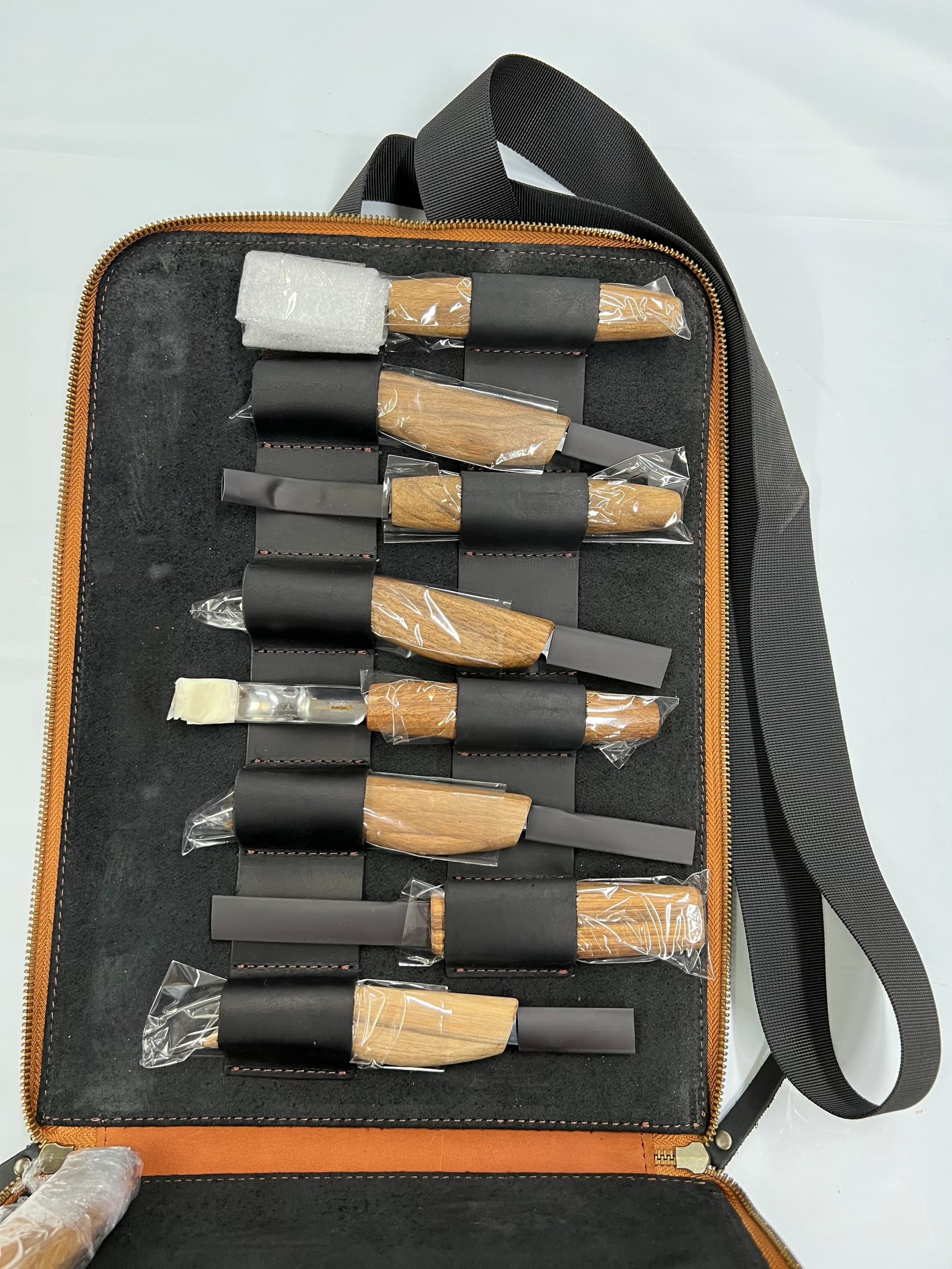 Kit de talla en madera en estuche de cuero S50X Beaver Craft