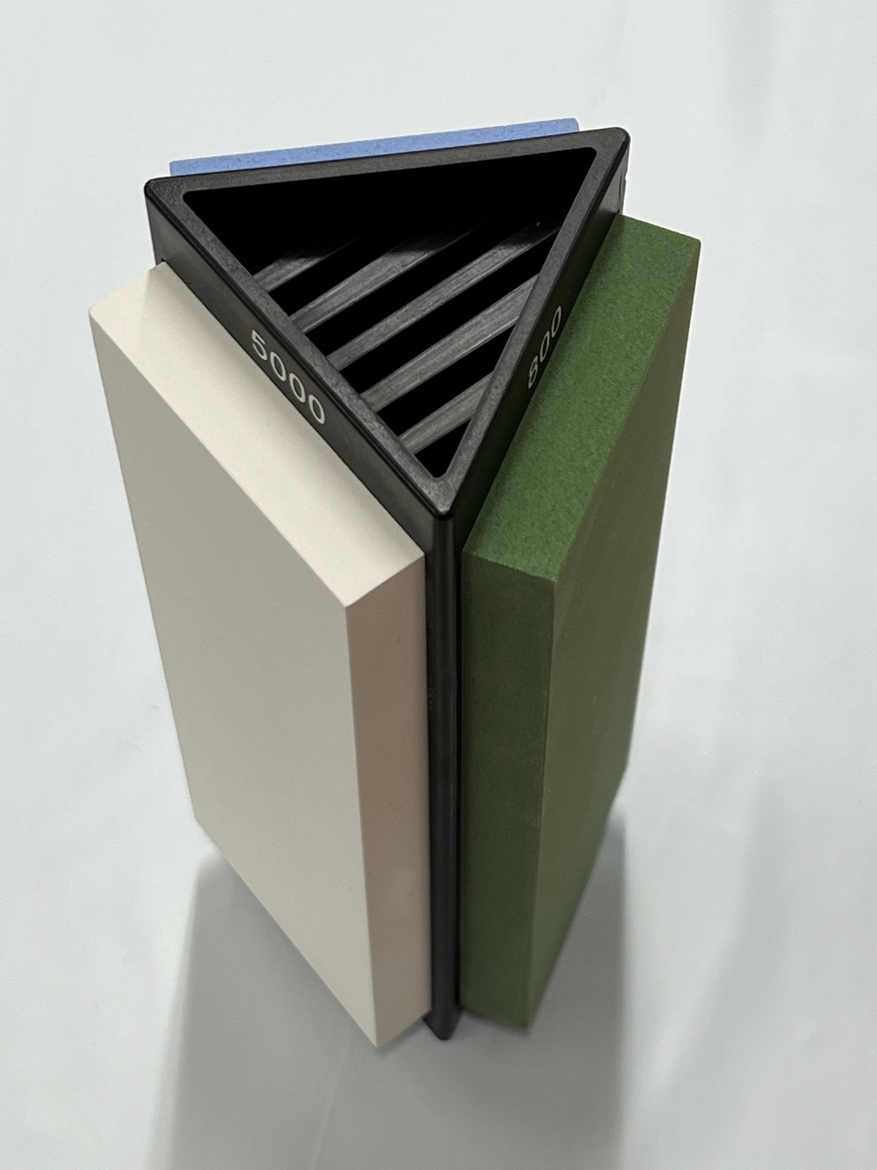 Piedra de afilar japonesa triple 800/2000/5000 grit en base