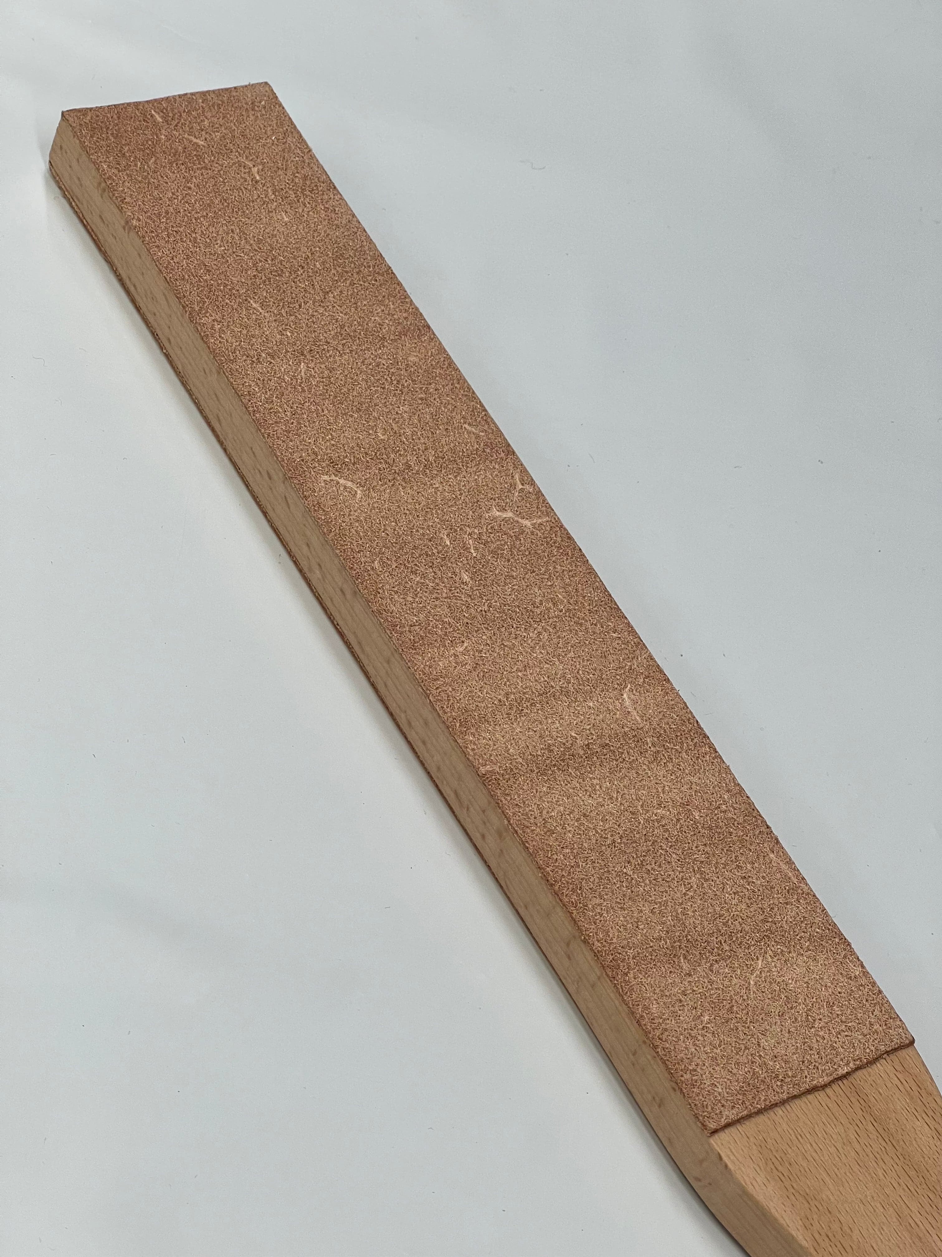Asentador de cuero de doble cara con base de madera RW054-B