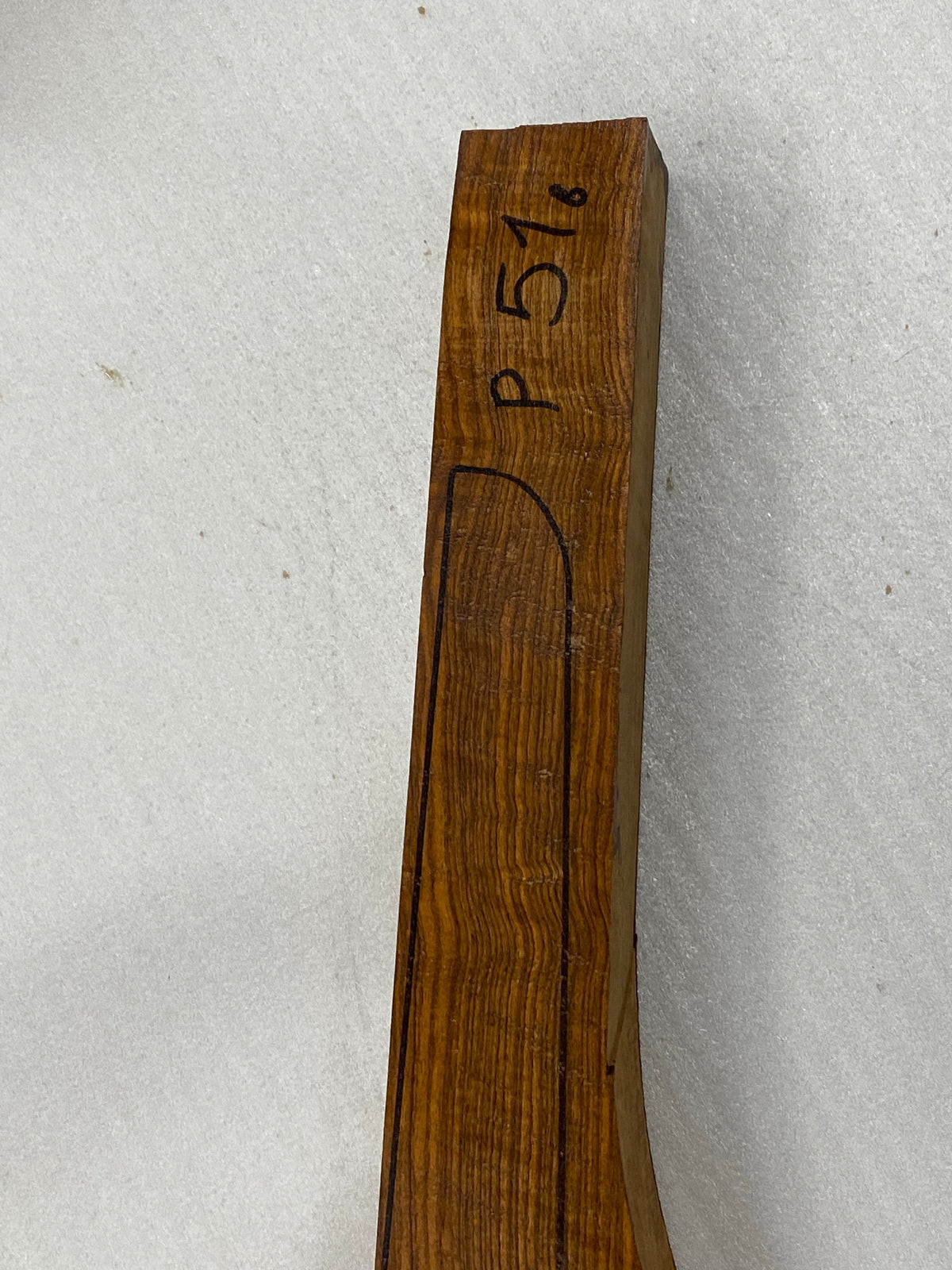 Culata de nogal turco grado 3 P-51