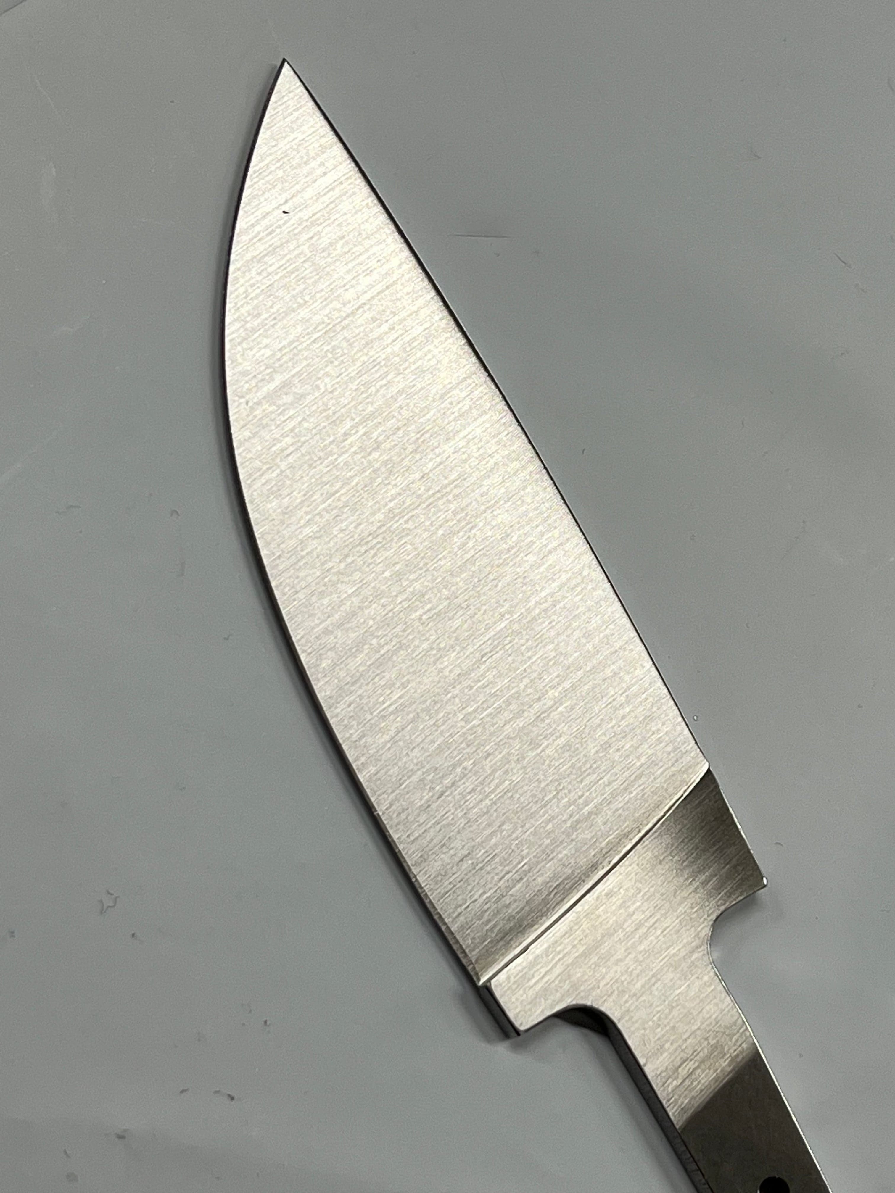 Hoja de cuchillo de acero inoxidable Brisa Skinner de 95 mm